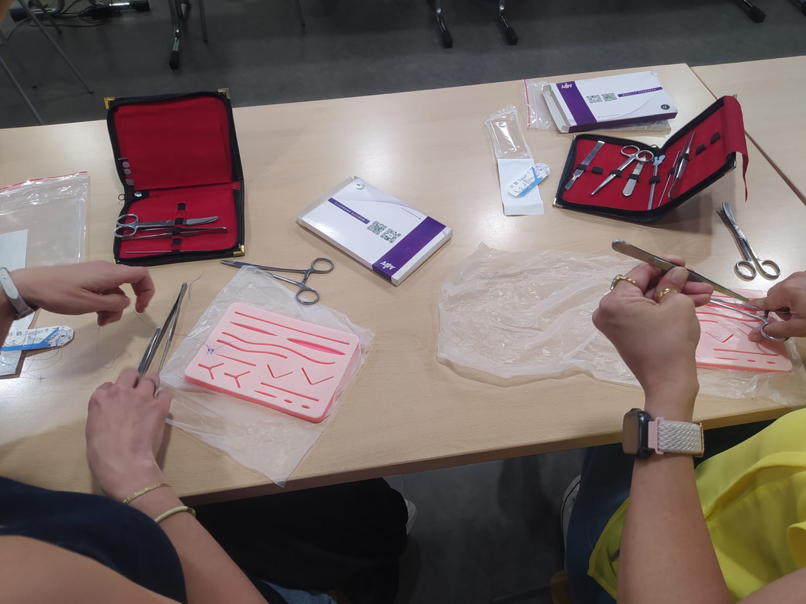 III Jornada de Enfermería Pediátrica de AEPAN "Abriendo caminos en los cuidados pediátricos" (imagen 2)